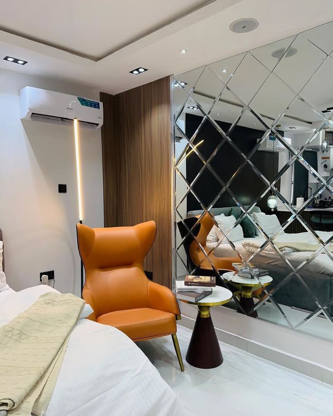 Chic Studio Shortlet in Lekki Phase 1